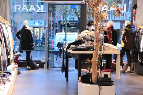 Foto Bij KAAR, Hart voor Mode in Hoorn, Winkelen, Gezellig shoppen