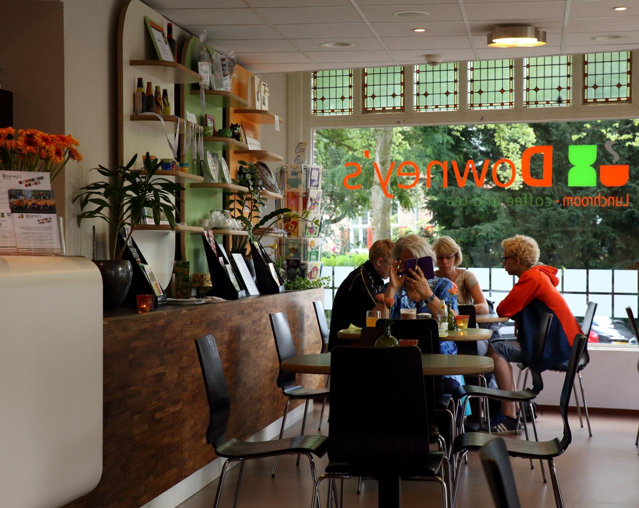 Foto Downey's Coffee and Tea in Amersfoort, Eten & drinken, Koffie, thee & gebak, Lunchen - #3
