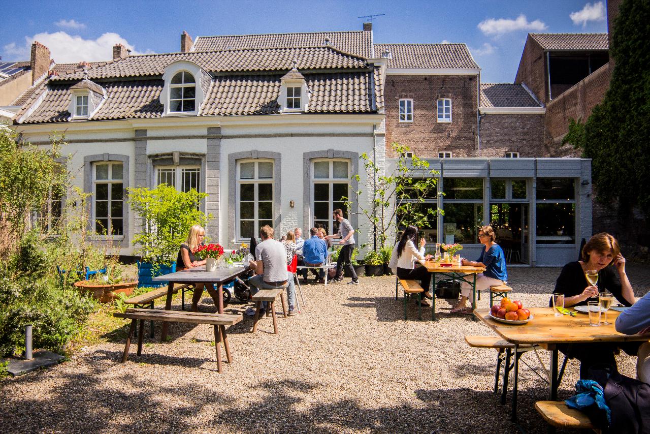 Foto Huize Marres in Maastricht, Zien, Koffie, Lunch, Diner, Museum, Activiteit - #1
