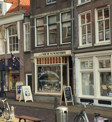 Foto Inde Soete Suyckerbol in Alkmaar, Winkelen, Delicatessen & lekkerijen